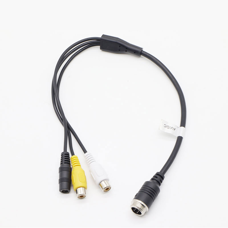 4P M ad RCA F